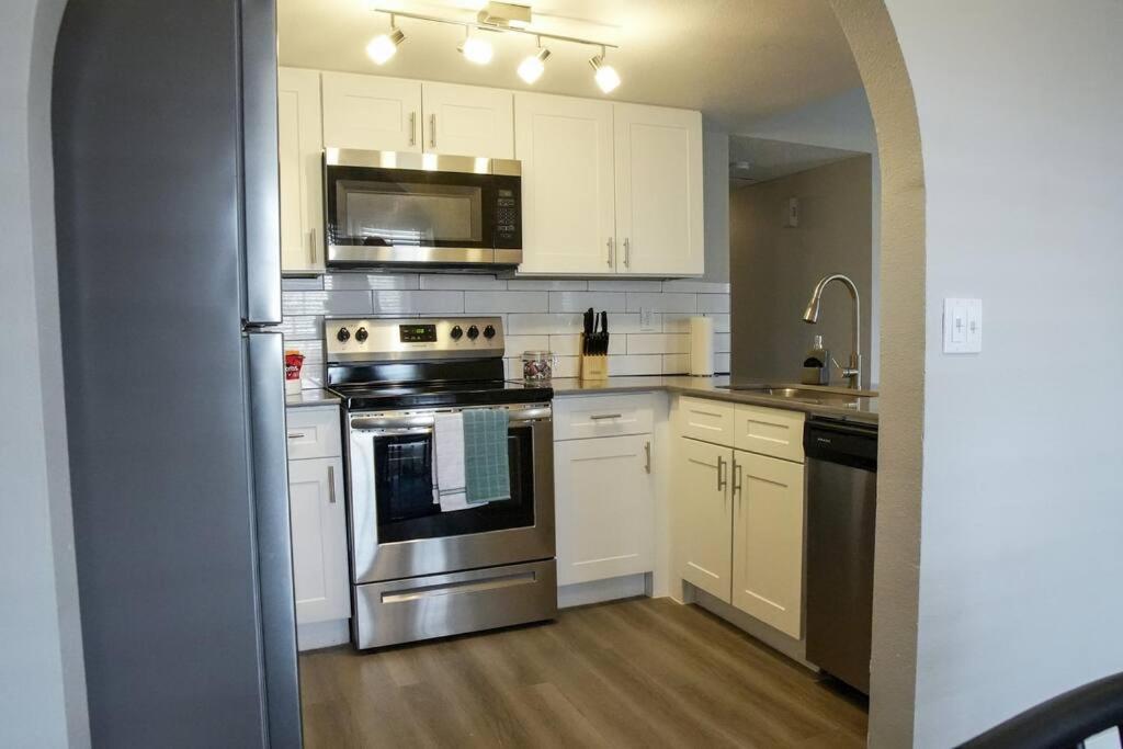 2 Bedroom Minutes From Las Vegas Strip And Airport Zewnętrze zdjęcie